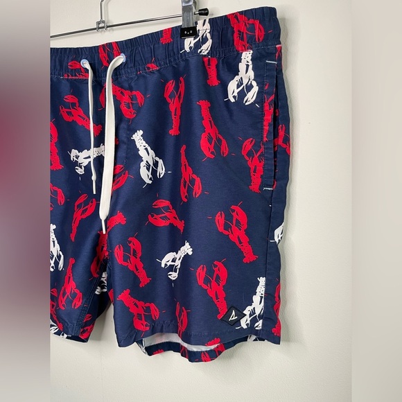 Men’s Sperry Red White And Blue Lobster Swim Shorts Trunks Beach Pool Summer XL - Picture 2 of 8